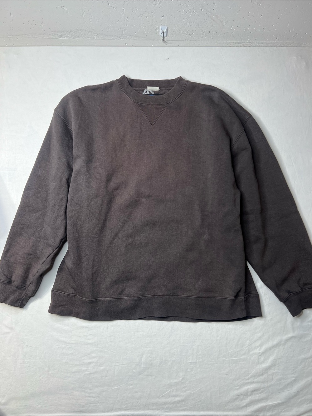 Vintage 90s/Y2K Adidas faded brown crewneck pullover sweatshirt Size XL